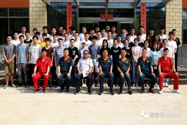 熱烈歡迎南昌航空大學學生來我公司實習